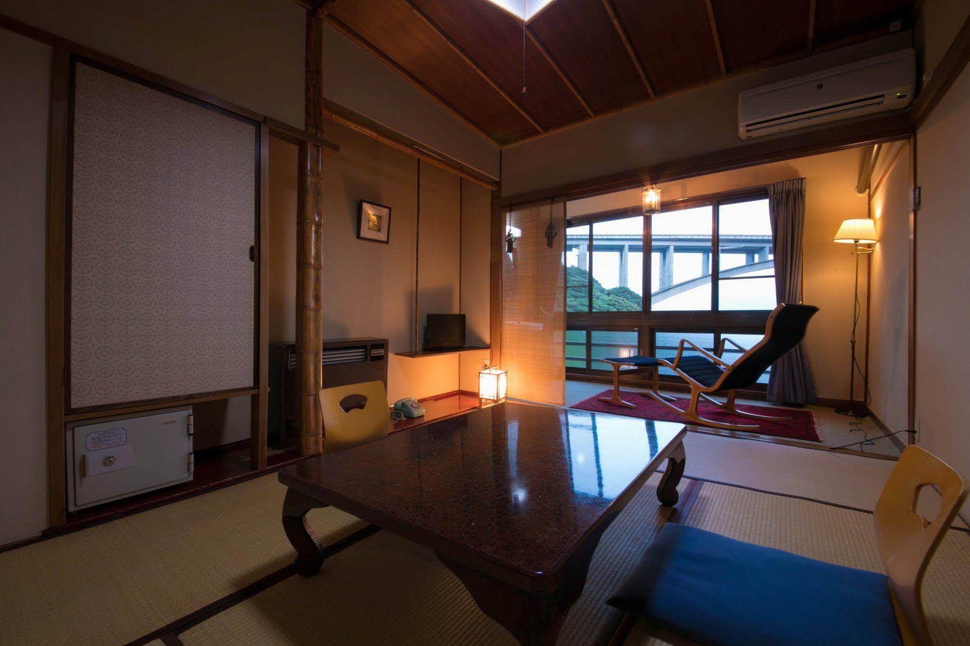 Hotel Okamotoya à Beppu Extérieur photo